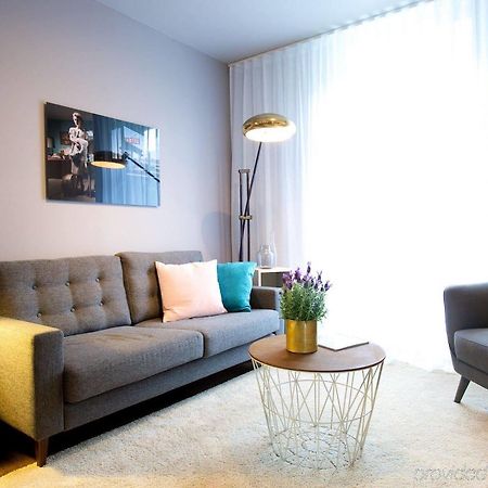 Second Home Apartments Asplund Солна Екстериор снимка