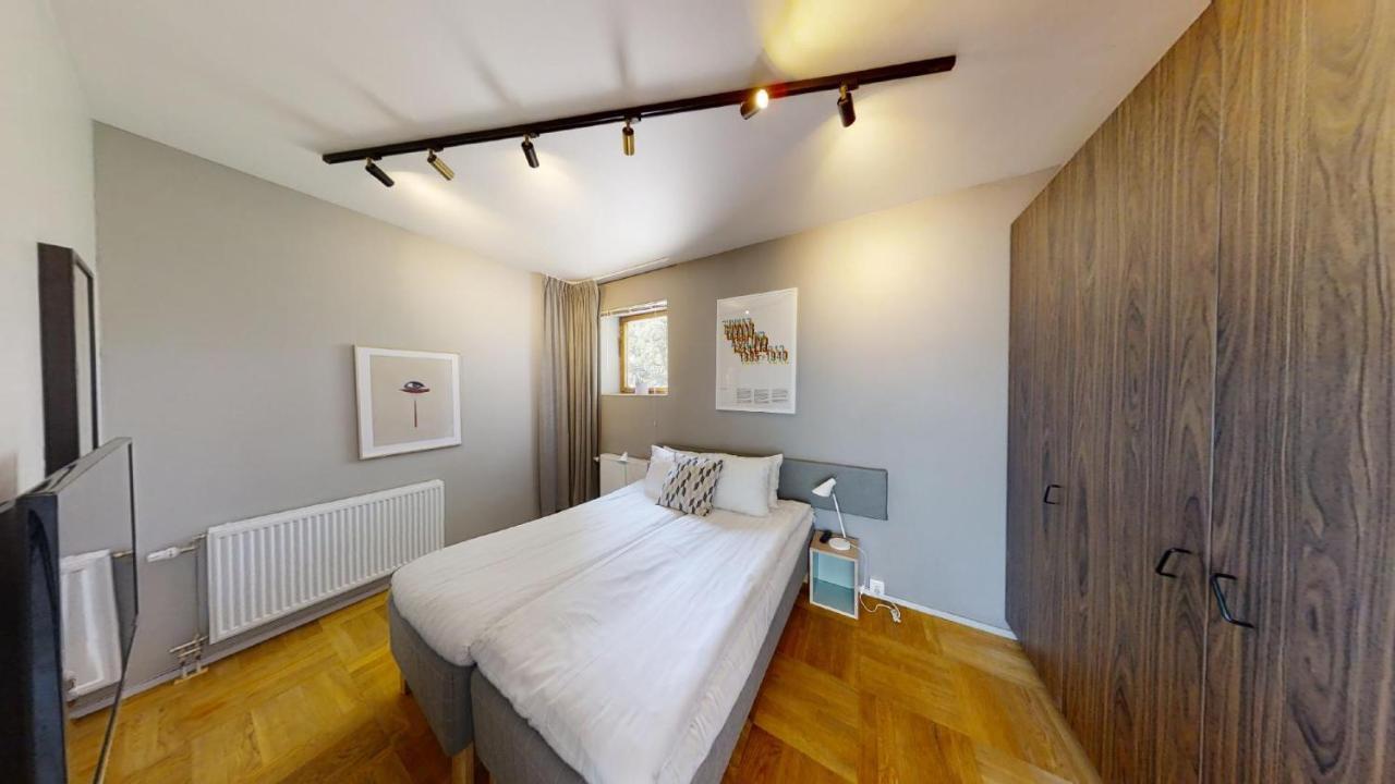 Second Home Apartments Asplund Солна Екстериор снимка