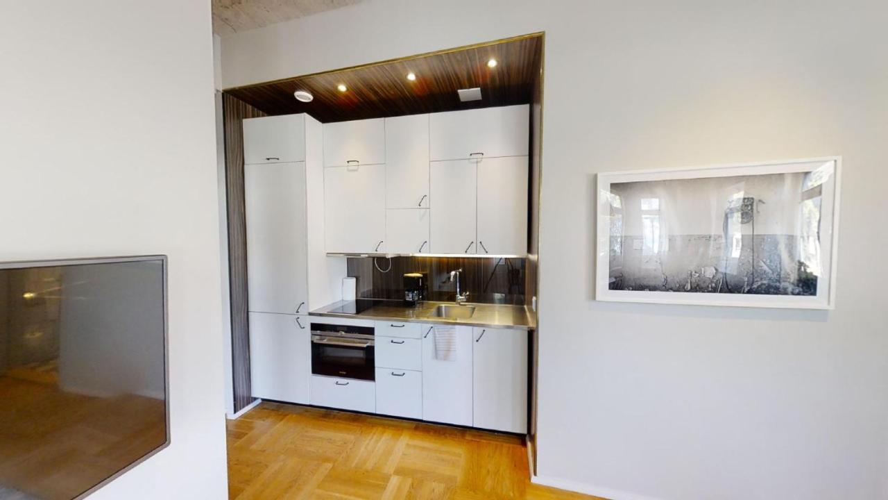 Second Home Apartments Asplund Солна Екстериор снимка