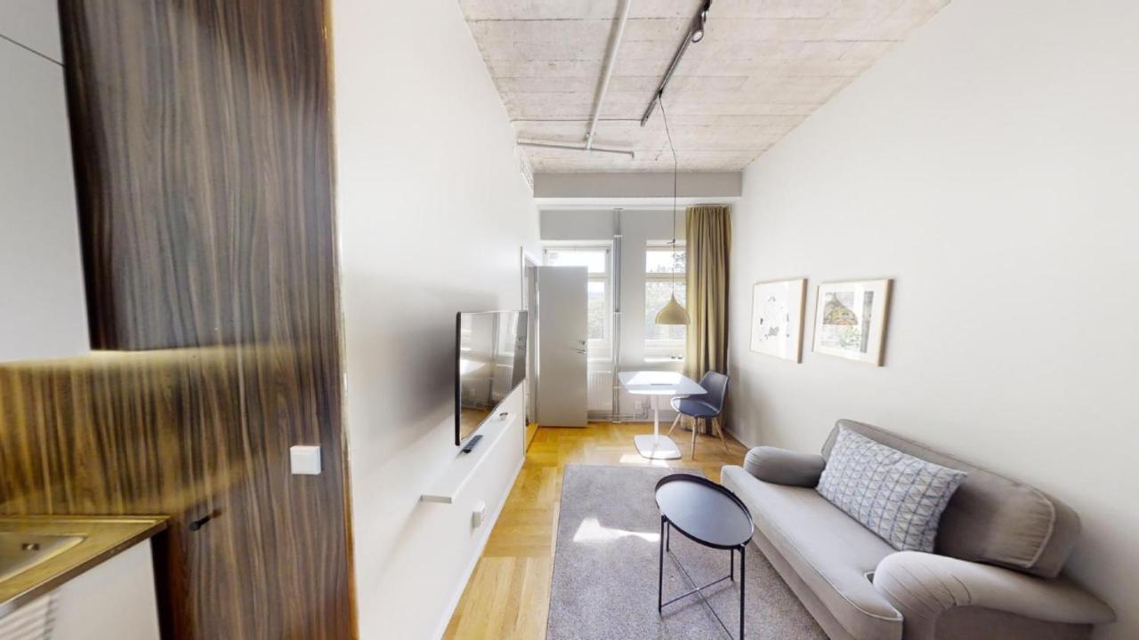 Second Home Apartments Asplund Солна Екстериор снимка