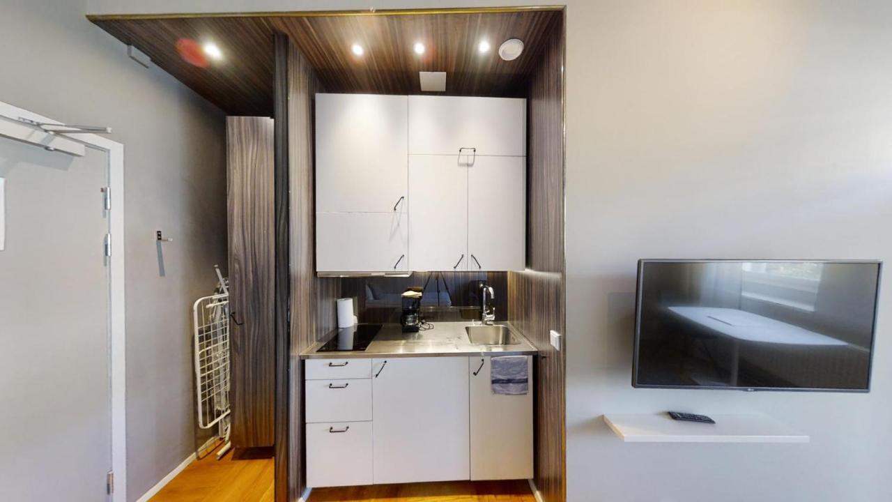 Second Home Apartments Asplund Солна Екстериор снимка