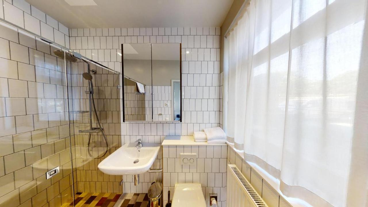 Second Home Apartments Asplund Солна Екстериор снимка