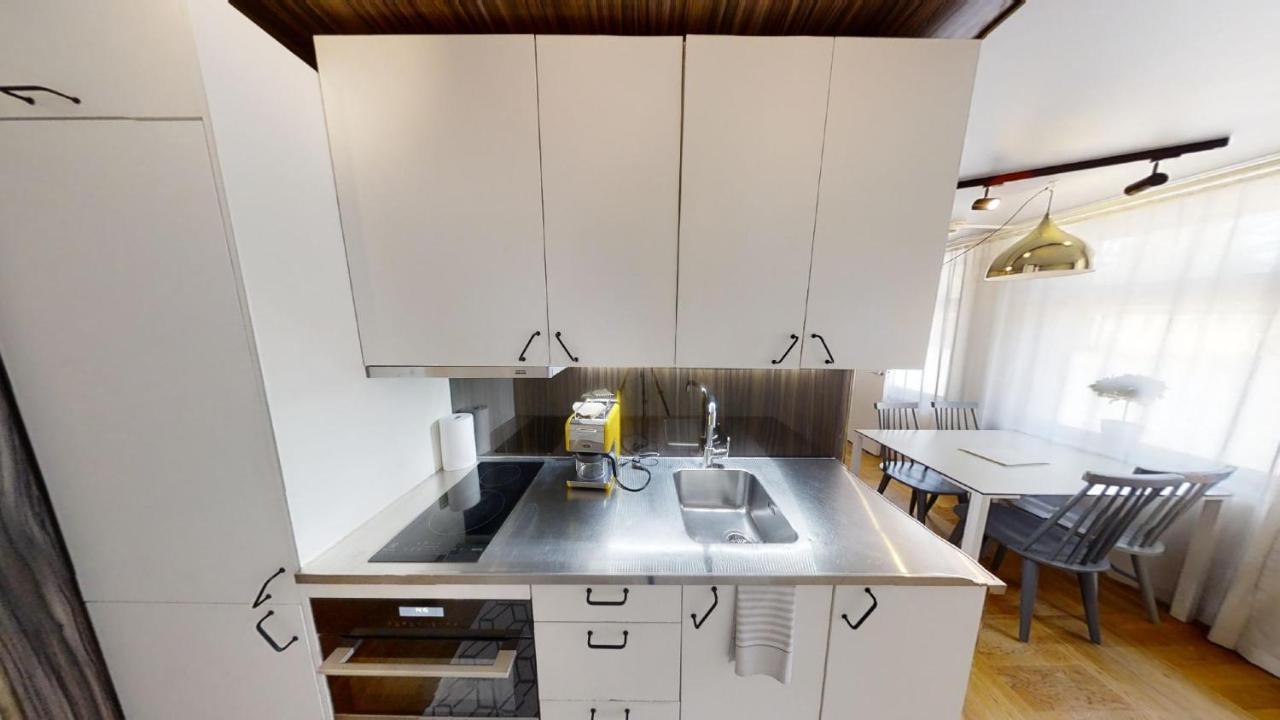 Second Home Apartments Asplund Солна Екстериор снимка